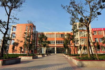 德阳职高学院排名 德阳市黄许职业中专学校