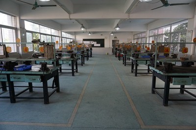 模具制造技术专业初中起点3年制中专班——广州市轻工职业学校